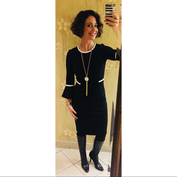 Meet your Posher, Dani Nicole 🖤🎹🌹 - Picture 11 of 15